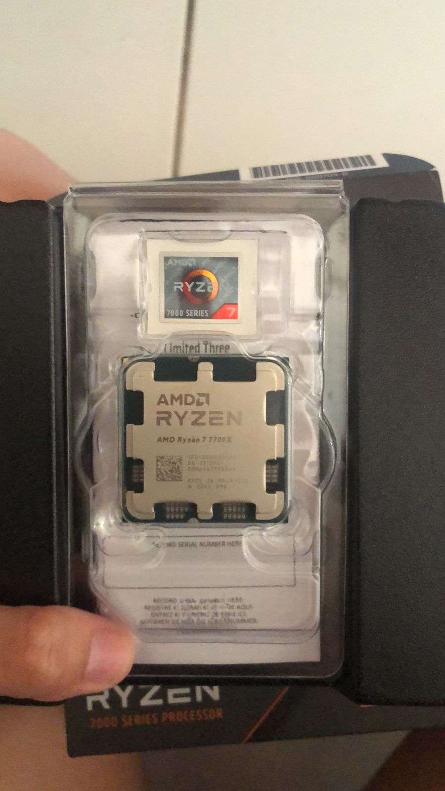 Processador AMD Ryzen 7 7700X 54GHz KaBuM