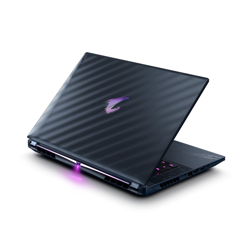 Imagem 9 de 9 do produto Notebook Gamer Gigabyte AORUS MASTER 16, 16" OLED QHD 240Hz, Ultra 9 275HX, 32GB, 1TB SSD, NVIDIA RTX 5080, W11 Home - BYHC5USE64SH