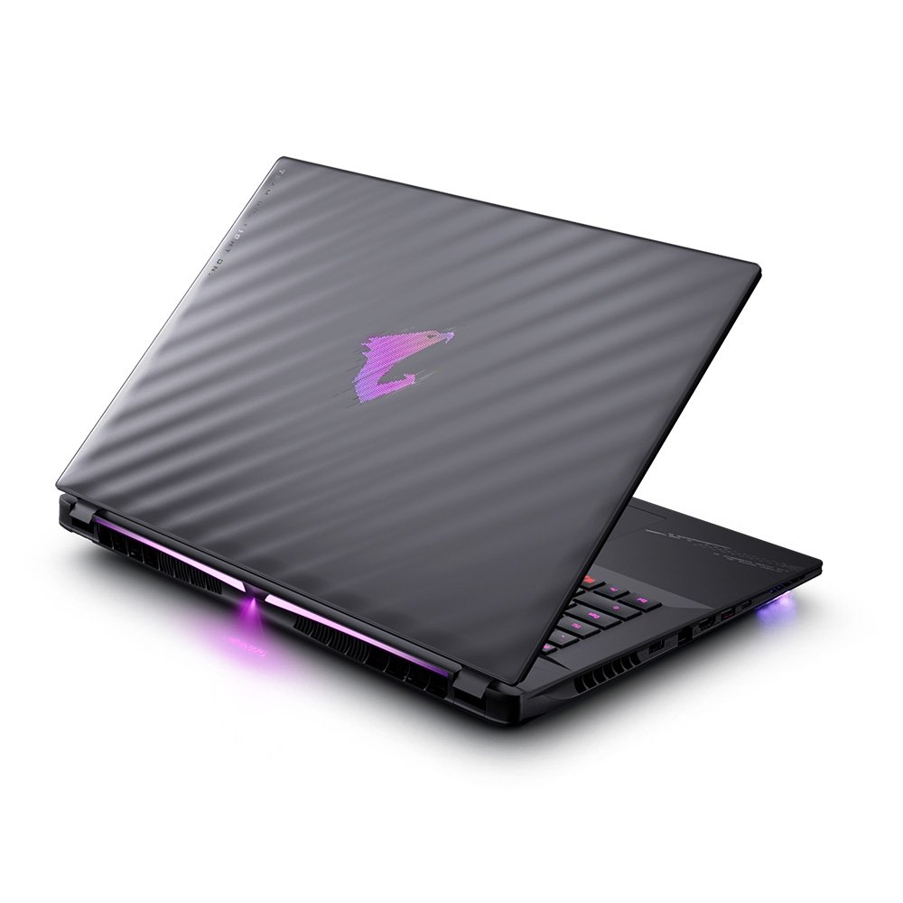 Imagem 6 de 9 do produto Notebook Gamer Gigabyte AORUS MASTER 18, 18" Mini LED QHD 240Hz, Ultra 9 275HX, 64GB, 2TB SSD, NVIDIA RTX 5090, W11 Home - BZHC6USD45SH