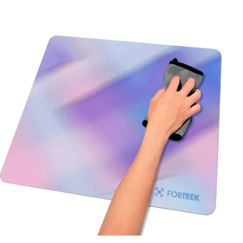 Mousepad Gamer Fortrek Quickglass PRO, Grande (450x400mm), Superfície com Infusão de Vidro, Base Antiderrapante, Branco - 87723 Mousepad Gamer Fortrek Quickglass PRO, Grande (450x400mm), Superfície com Infusão de Vidro, Base Antiderrapante, Branco - 87723