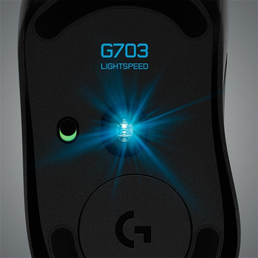 Mouse Gamer Sem Fio Logitech G703 LIGHTSPEED RGB LIGHTSYNC, 6 Botões Programáveis, HERO 25K, Recarregável, Compatível POWERPLAY - 910-005639 Mouse Gamer Sem Fio Logitech G703 LIGHTSPEED RGB LIGHTSYNC, 6 Botões Programáveis, HERO 25K, Recarregável, Compatível POWERPLAY - 910-005639