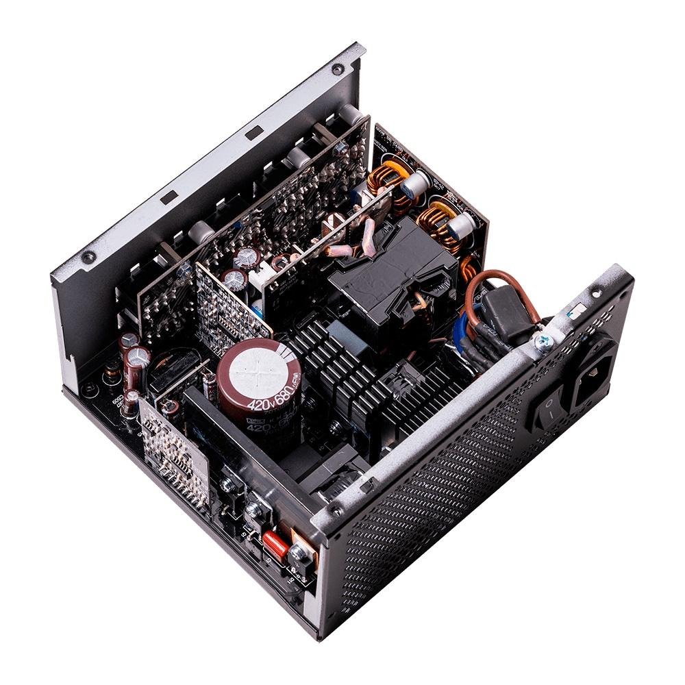 Fonte XPG Core Reactor, 650W, 80 Plus Gold, Modular, PFC Ativo, Com Cabo, Preto Fonte XPG Core Reactor, 650W, 80 Plus Gold, Modular, PFC Ativo, Com Cabo, Preto