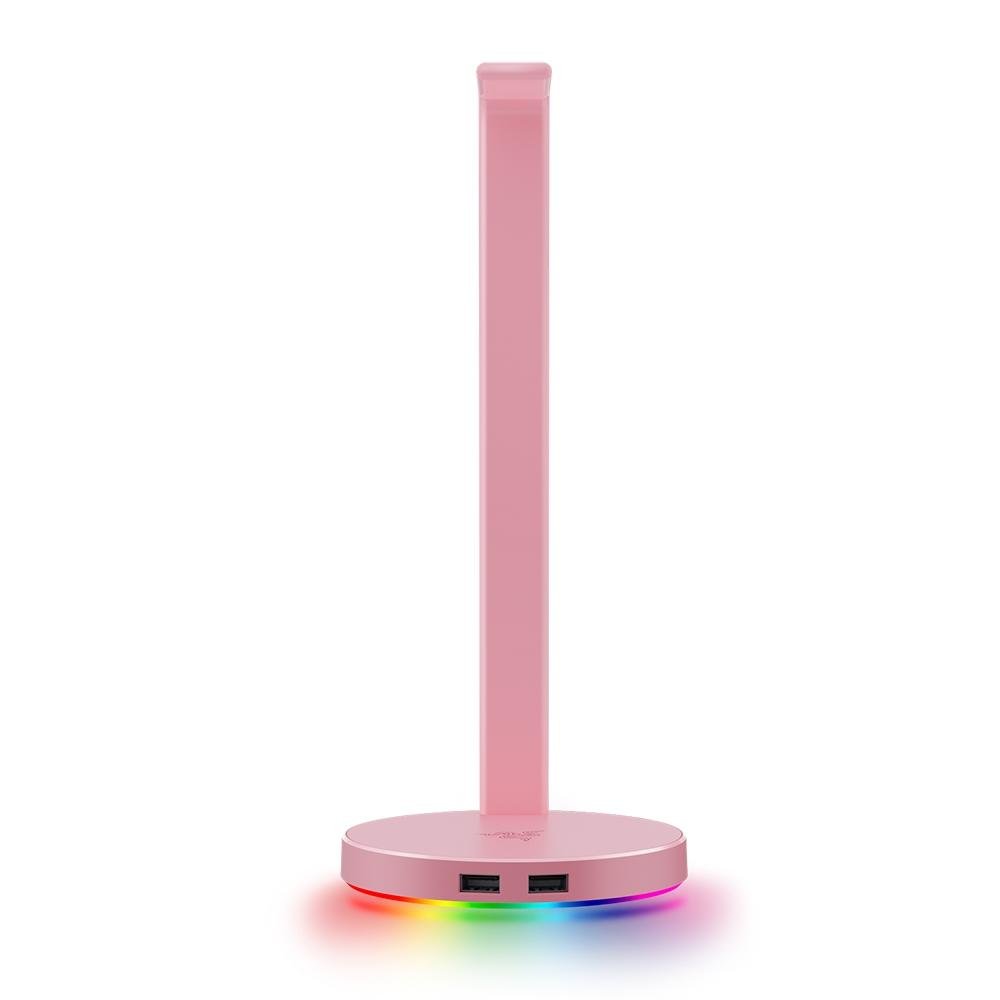 Imagem 2 de 3 do produto Suporte para Headset Gamer Razer Station V2 Quartz Pink, Surround Sound 7.1, Chroma, 2 Portas USB 3.1 - RC21-01510200-R3M1