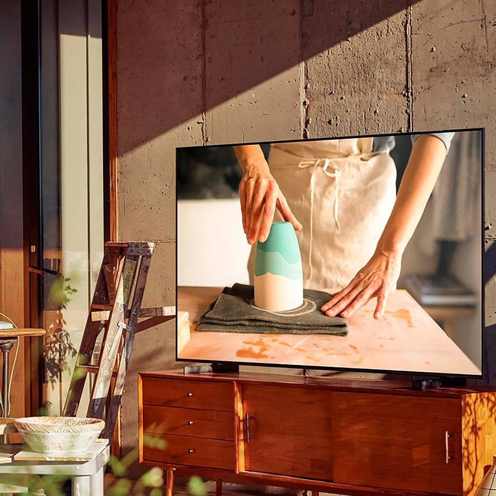 Imagem 13 de 14 do produto Smart TV Samsung 60 Polegadas Crystal UHD 4K, 3 HDMI, Dynamic Crystal Color, Borda Infinita, Visual Livre de Cabos, Alexa - UN60AU8000GXZD