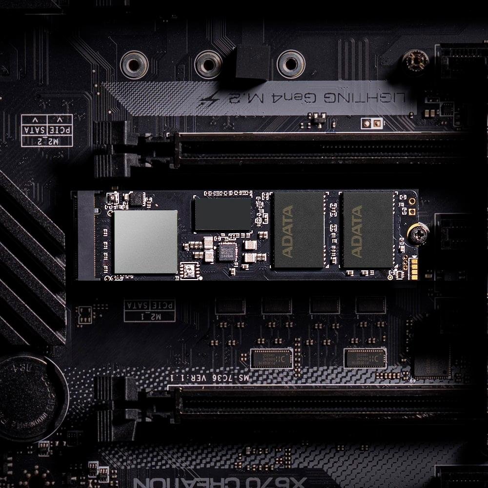 SSD XPG S70 Blade, 2TB, PCIe Gen4x4, M.2 NVMe, Leitura: 7400MB/s e Gravação: 6400MB/s, 3D NAND, Preto - AGAMMIXS70B-2T-CS SSD XPG S70 Blade, 2TB, PCIe Gen4x4, M.2 NVMe, Leitura: 7400MB/s e Gravação: 6400MB/s, 3D NAND, Preto - AGAMMIXS70B-2T-CS