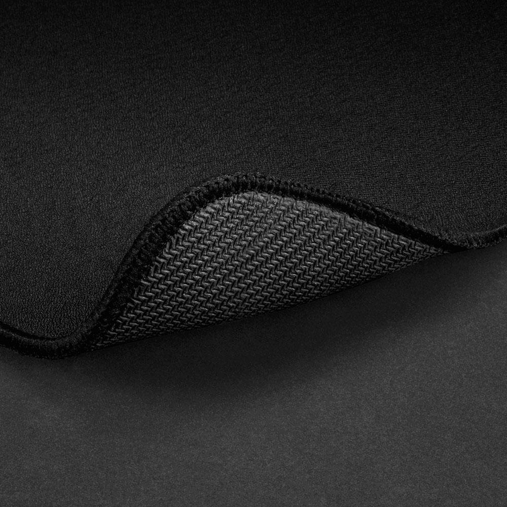 Imagem 3 de 4 do produto Mousepad Gamer Fnatic Dash L, Baixa Fricção, Grande (487x372mm, Preto) - C-MP0004