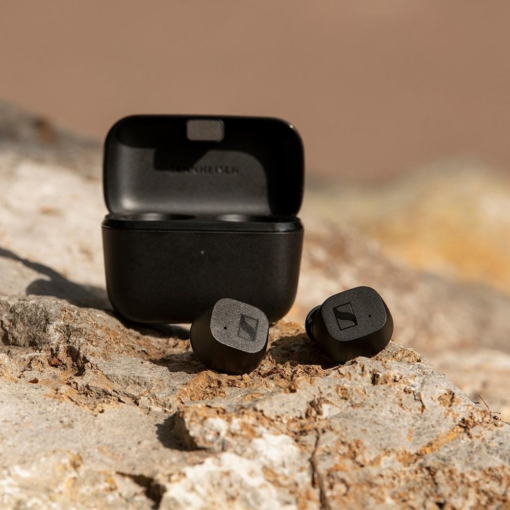 Fone de Ouvido Sem Fio TWS Sennheiser CX True Wireless, Bluetooth 5.2, Cancelamento de Ruído Passivo, Preto - 508973 Fone de Ouvido Sem Fio TWS Sennheiser CX True Wireless, Bluetooth 5.2, Cancelamento de Ruído Passivo, Preto - 508973