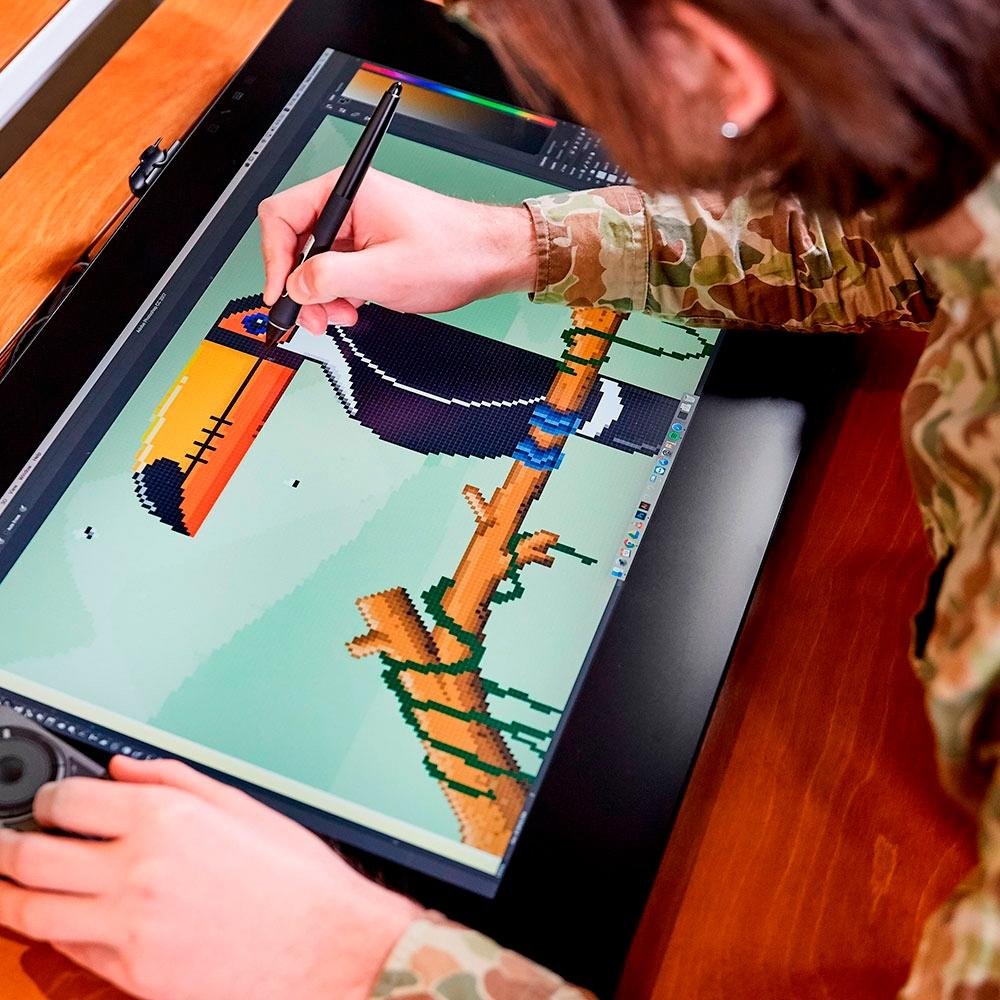 Mesa Digitalizadora com Tela 4K 24 Wacom Cintiq Pro | KaBuM!