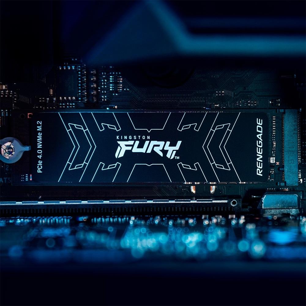 SSD Kingston Fury Renegade, 1TB, M.2 2280, PCIe 4.0 x4, NVMe, Leitura: 7300 MB/s, Gravação: 6000 MB/s, Compatível com PS5 - SFYRS/1000G SSD Kingston Fury Renegade, 1TB, M.2 2280, PCIe 4.0 x4, NVMe, Leitura: 7300 MB/s, Gravação: 6000 MB/s, Compatível com PS5 - SFYRS/1000G