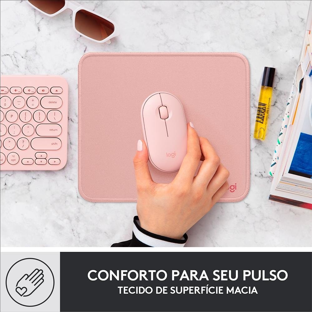 Mousepad Studio Series Logitech Portátil, 200x300mm, Antiderrapante, Resistente a Derramamentos, Rosa - 956-000037 Mousepad Studio Series Logitech Portátil, 200x300mm, Antiderrapante, Resistente a Derramamentos, Rosa - 956-000037