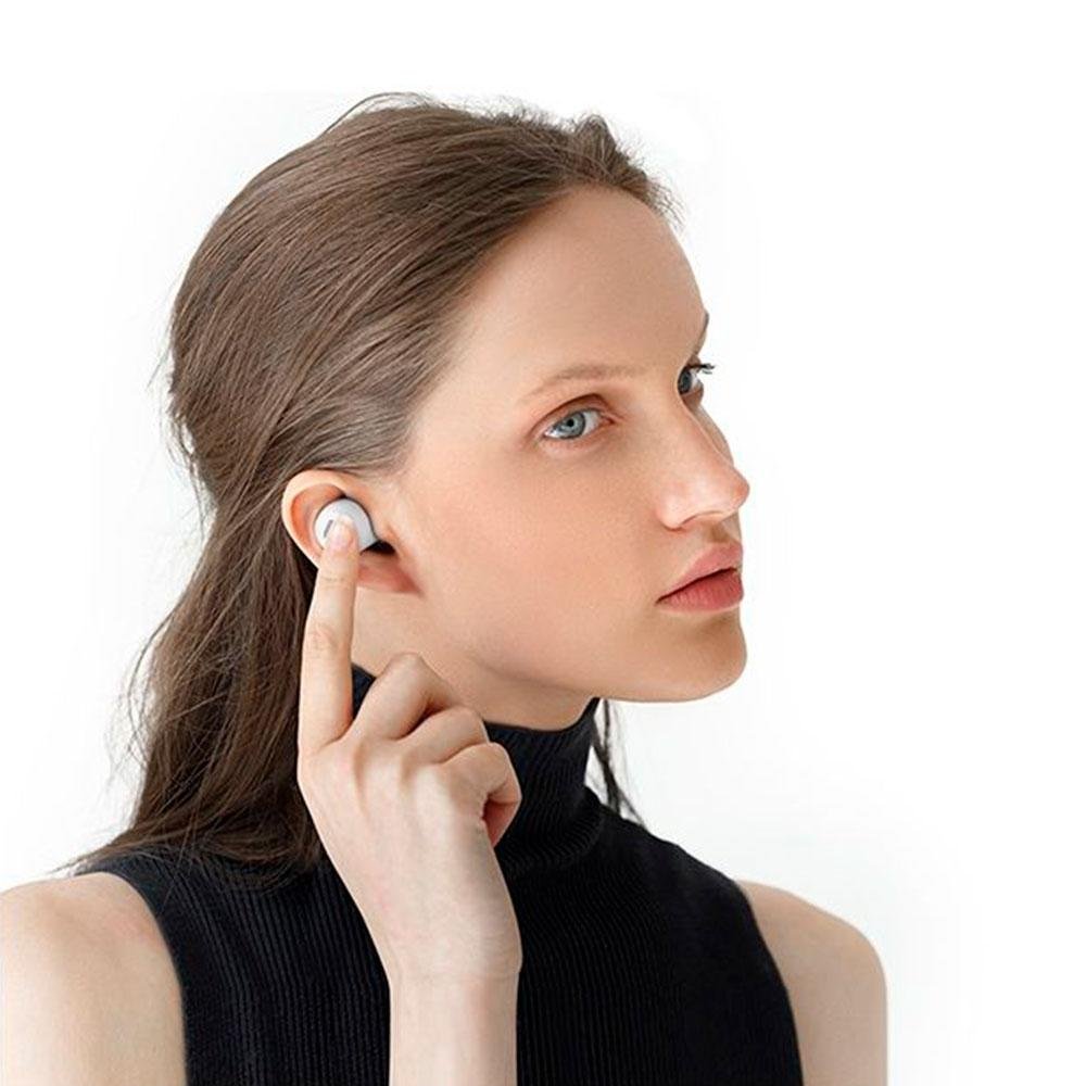 Fone de Ouvido Bluetooth Edifier TWS W180T, Som APTX, Cancelamento de Ruído, Resistente à Respingos, Preto Fone de Ouvido Bluetooth Edifier TWS W180T, Som APTX, Cancelamento de Ruído, Resistente à Respingos, Preto