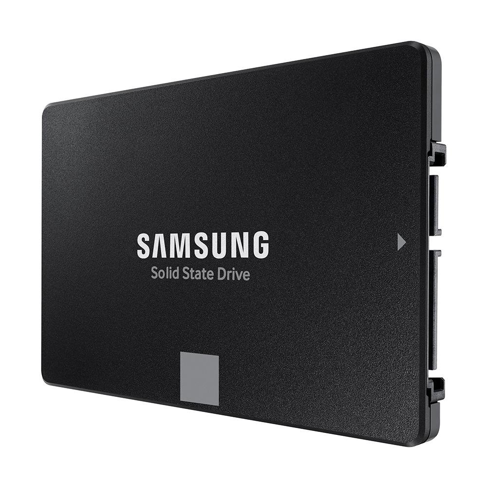 SSD 500 GB Samsung 870 EVO Series, 2.5", SATA III, Leitura: 560MB/s e Gravação: 530MB/s, Preto - MZ-77E500E SSD 500 GB Samsung 870 EVO Series, 2.5", SATA III, Leitura: 560MB/s e Gravação: 530MB/s, Preto - MZ-77E500E