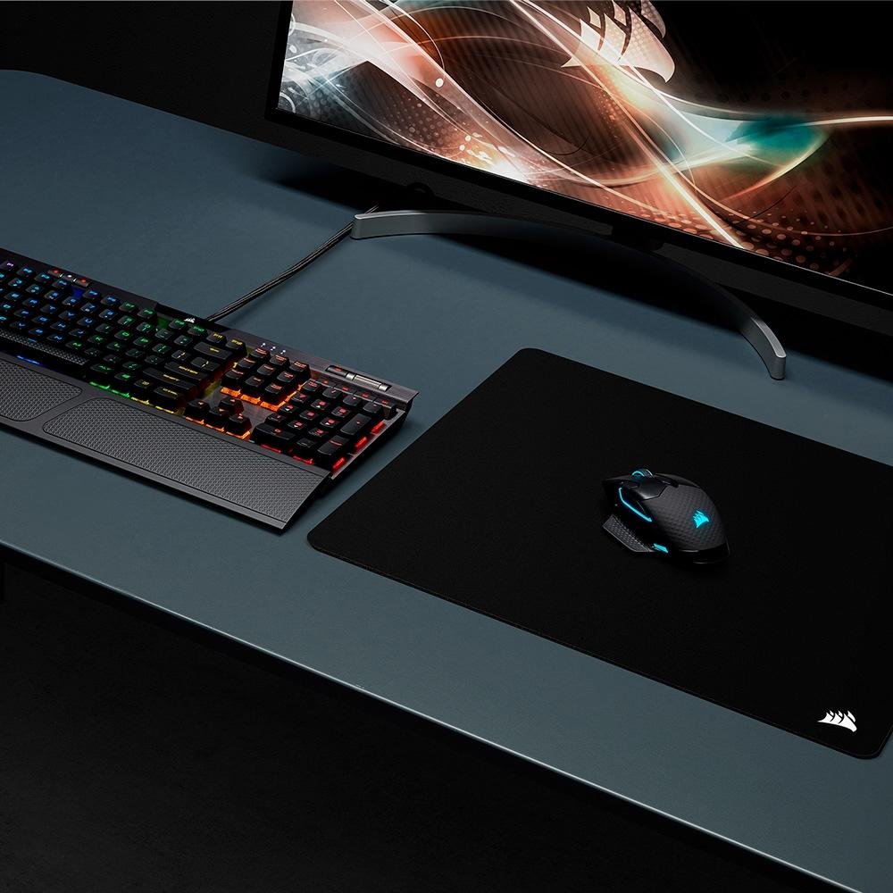 Imagem 13 de 20 do produto Mousepad Gamer Corsair MM200 PRO XL, Grande (450x400mm), Preto - CH-9412660-WW