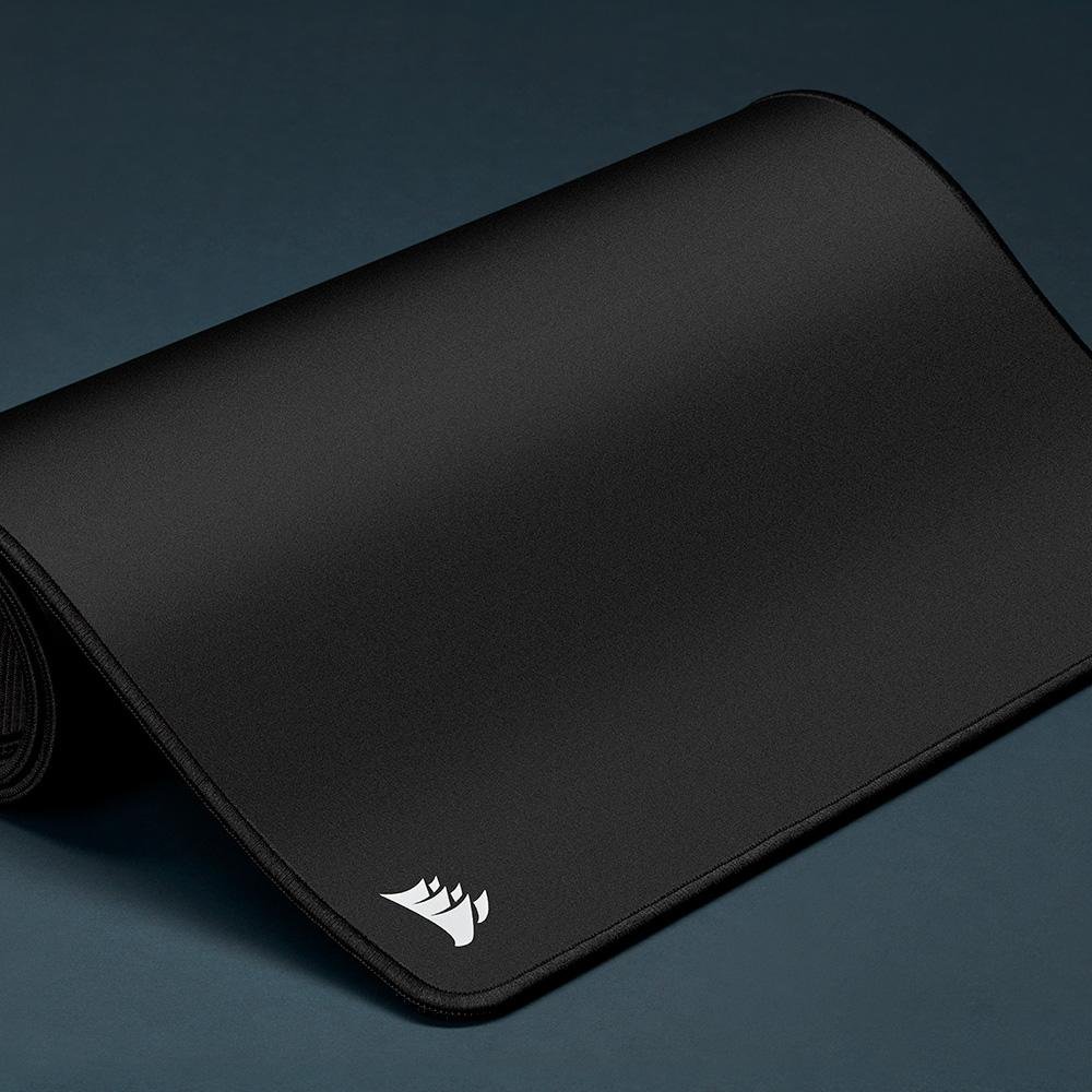 Imagem 5 de 16 do produto Mousepad Gamer Corsair MM350 PRO XL Estendido, Grande, (930x400mm), Resistente a Respingos, Preto - CH-9413770-WW