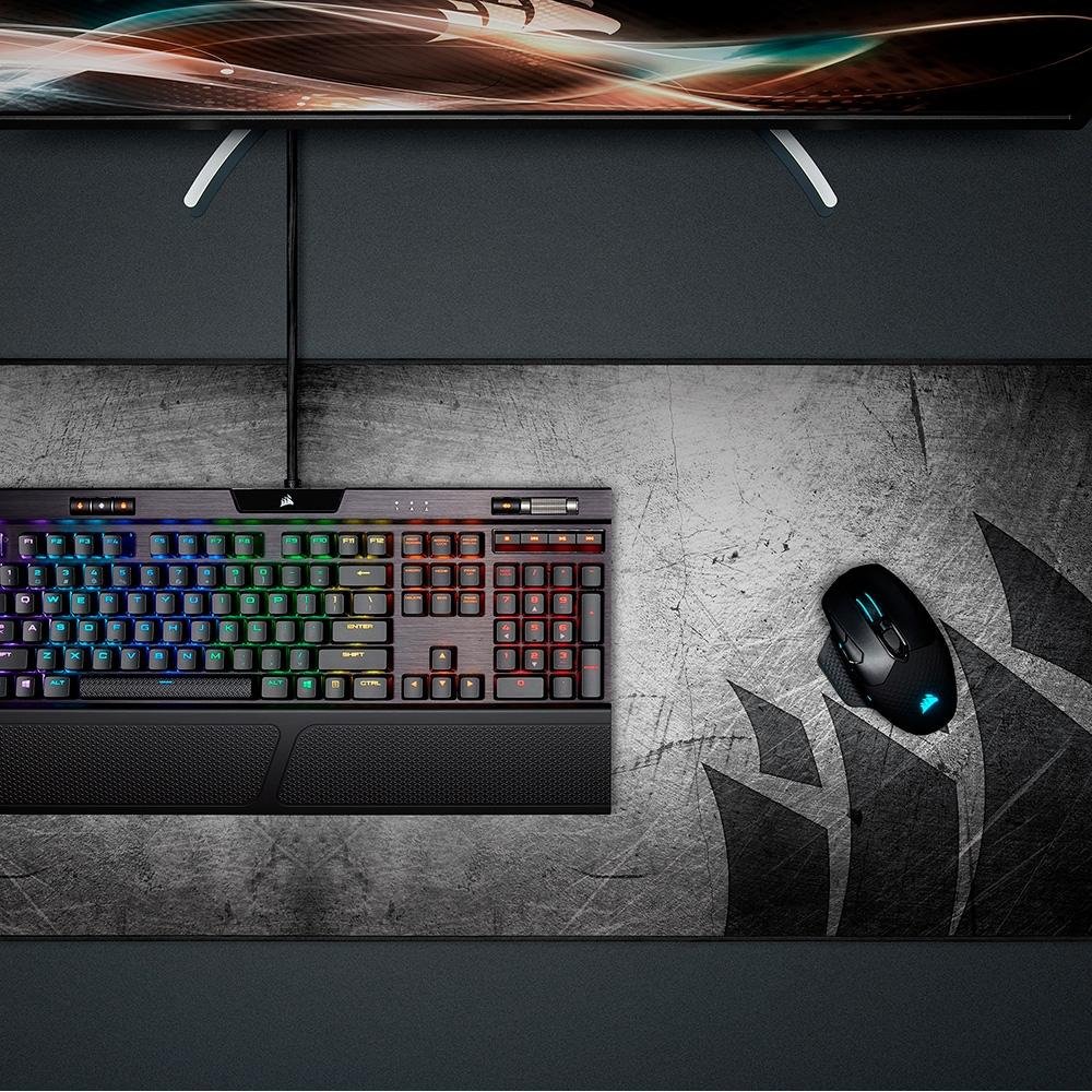 Mousepad Gamer Corsair MM350 PRO XL Estendido, (930x400mm), Resistente a Respingos, Preto - CH-9413771-WW