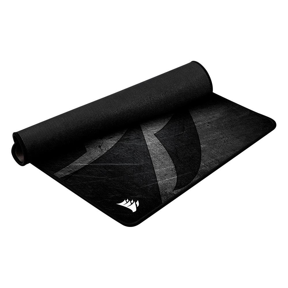 Imagem 6 de 12 do produto Mousepad Gamer Corsair MM300 PRO, Médio (360x300mm), Resistente a Respingos  - CH-9413631-WW