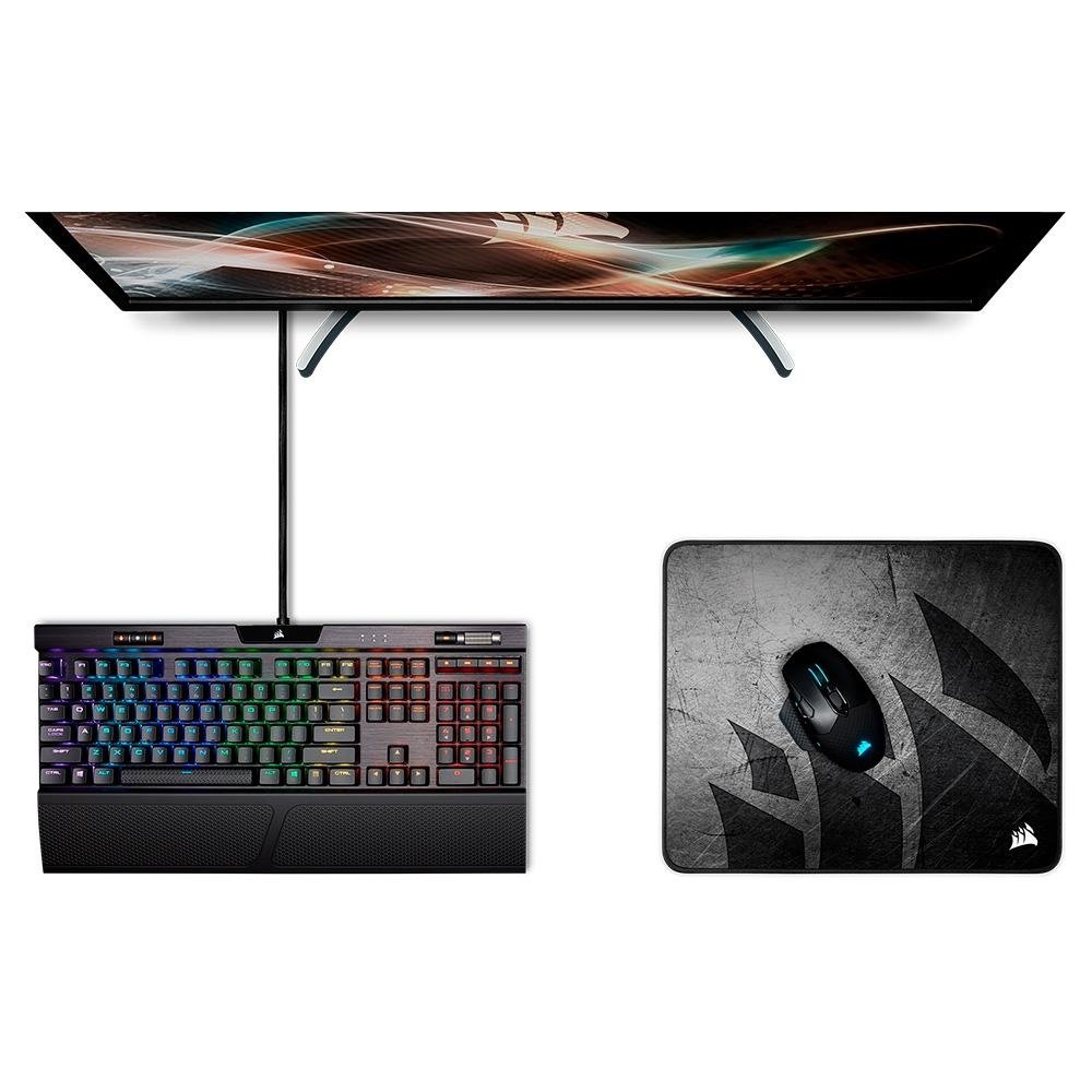 Imagem 12 de 12 do produto Mousepad Gamer Corsair MM300 PRO, Médio (360x300mm), Resistente a Respingos  - CH-9413631-WW