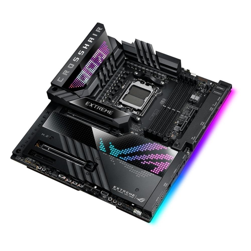 Placa-Mãe Rog Crosshair X670E Extreme | KaBuM!