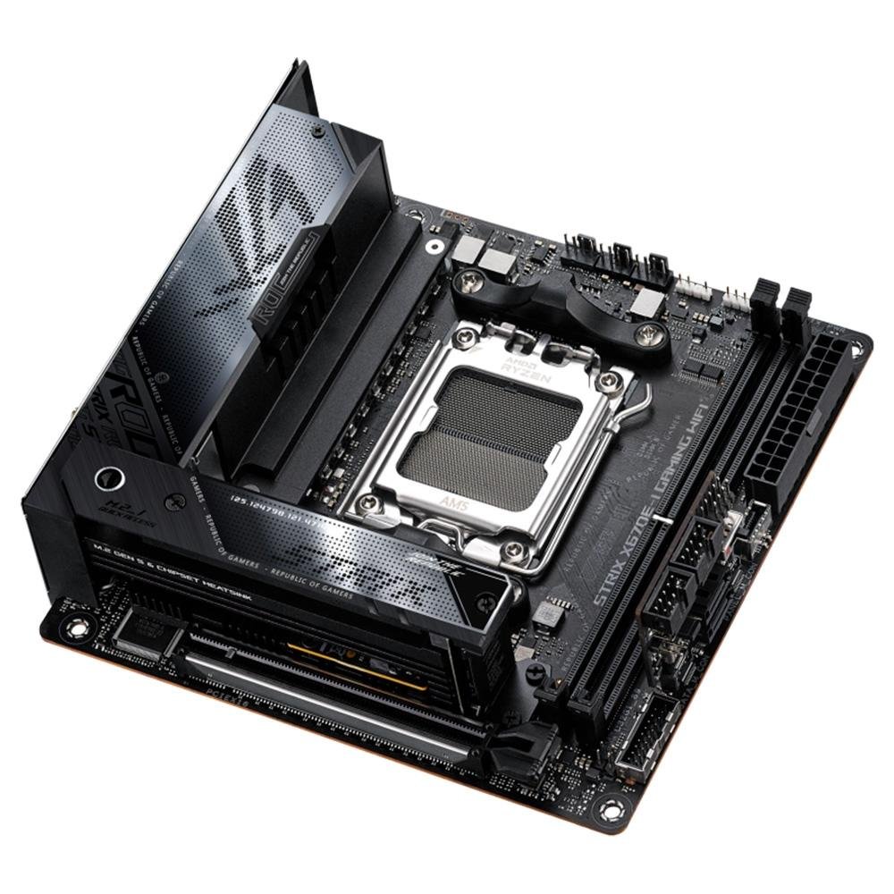 ROG X670E-I GAMING WIFI AM5 lTX 動作品 Placa Mae Asus Rog Strix X670E-I Gaming Wi-Fi | KaBuM!