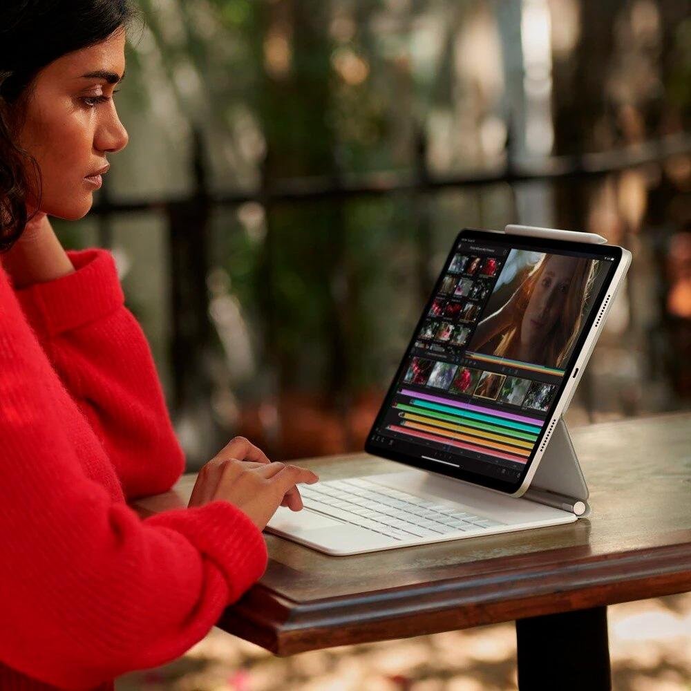 iPad Pro 11 インチ 第3世代 - 2021 - Wi-Fi + 5G - 128 GB