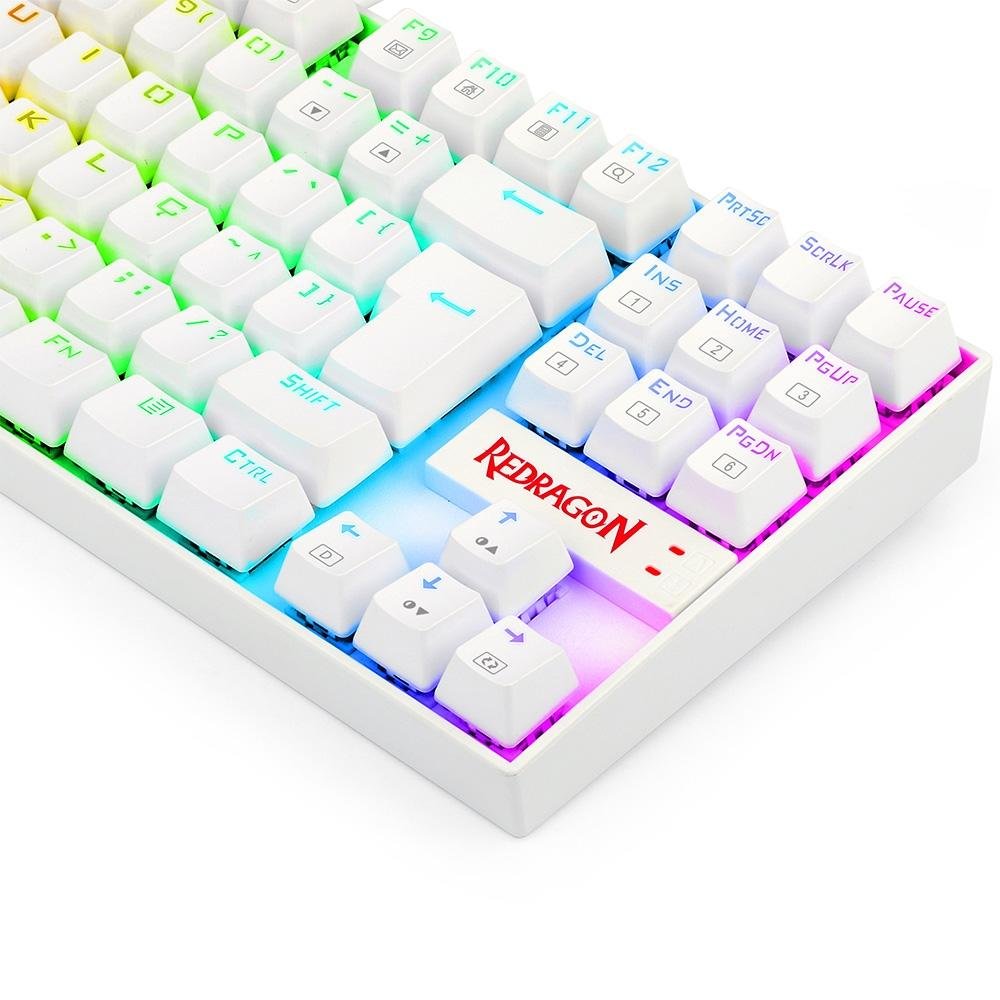 Imagem 11 de 12 do produto Kit Gamer Redragon RGB, Headset Lamia 2, Drivers 40mm + Teclado Kumara, Switch Outemu Brown, ABNT2 + Mouse Cobra, 12400 DPI, Branco - S125W