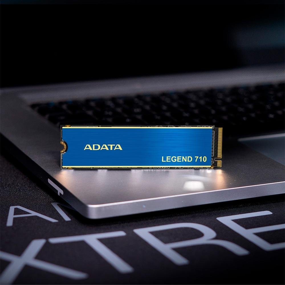 SSD Adata Legend 710, 1TB, M.2 2280, PCIe GEN3x4, NVMe 1.4, Leitura: 2.400 MB/s e Gravação: 1.800 MB/s, Azul - ALEG-710-1TCS