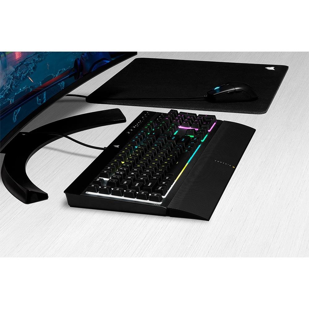 Imagem 11 de 13 do produto Kit Gamer Corsair K55 RGB Pro + Katar Pro, com Mouse Gamer Katar Pro 12.400DPI + Teclado Gamer K55, RGB, USB, Preto - CH-9226965-NA