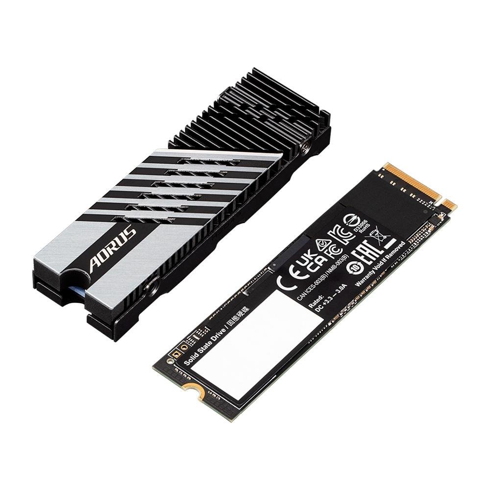 SSD Gigabyte AORUS Gen4 7300, 2TB, PCI Express 4.0 x4, NVMe 1.4, Leitura:7300MB/s e Gravação:6850MB/s, Preto - AG4732TB