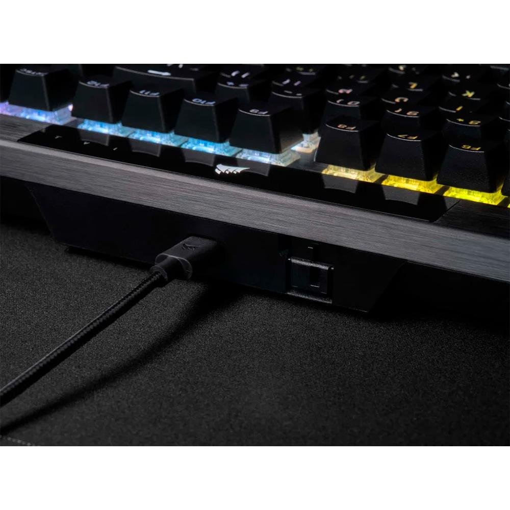 Teclado Mecânico Gamer Corsair K70 RGB Pro, Cherry MX Red, Anti-Ghosting, US Preto - CH-9109410-NA - view 10