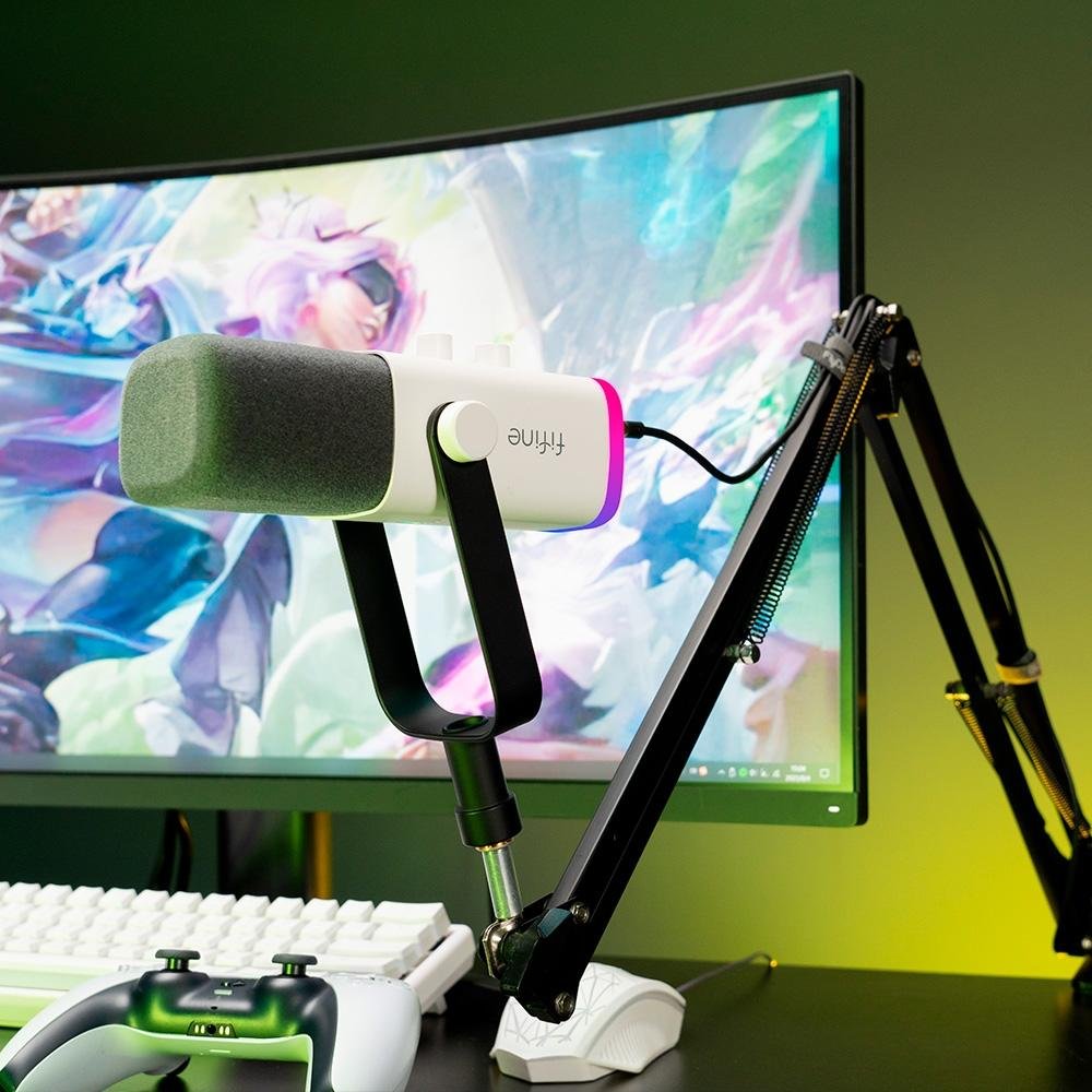 Microfone Dinâmico Gamer Fifine Ampligame, RGB, Cardióide, USB-C, Anti-Ruído, Para Streaming, Branco - AM8W Microfone Dinâmico Gamer Fifine Ampligame, RGB, Cardióide, USB-C, Anti-Ruído, Para Streaming, Branco - AM8W