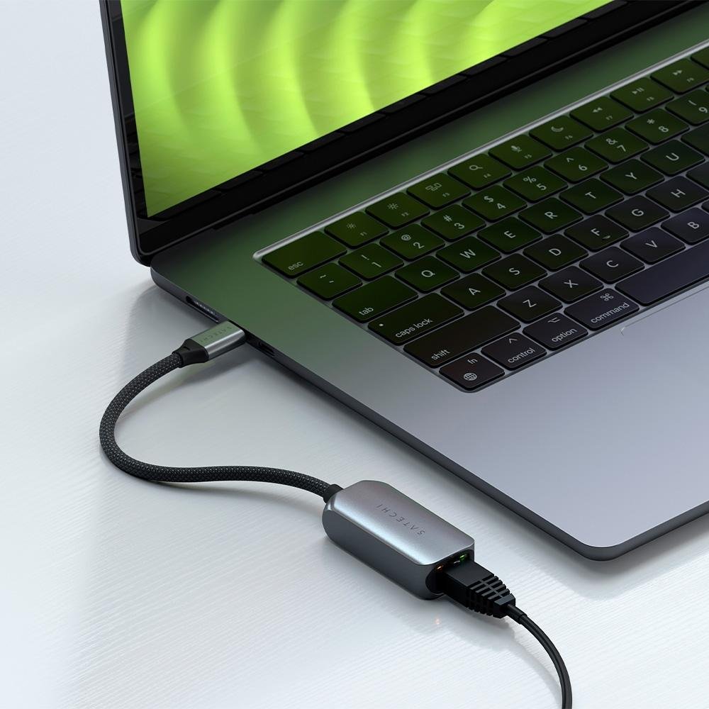 Adaptador de Rede Satechi Gigabit Ethernet, USB-C 2.5, Cinza - ST-AE25M Adaptador de Rede Satechi Gigabit Ethernet, USB-C 2.5, Cinza - ST-AE25M