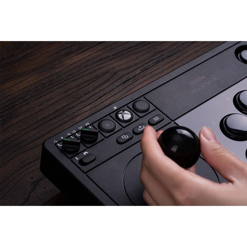 Imagem 11 de 13 do produto Controle Arcade Stick Sem Fio 8BitDo para Xbox, Preto - 81JA02D