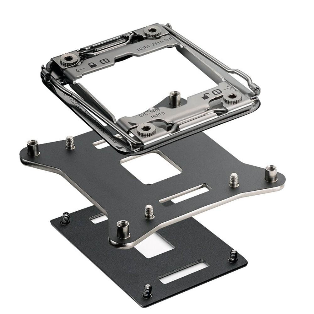 Imagem 2 de 11 do produto Placa-Mãe ASUS p/ Intel LGA 2011 eATX RAMPAGE V EXTREME 8xDDR4, Wi-Fi AC, M.2 x4, SATA Express, SupremeFX, SATA Express, SLI/CFX