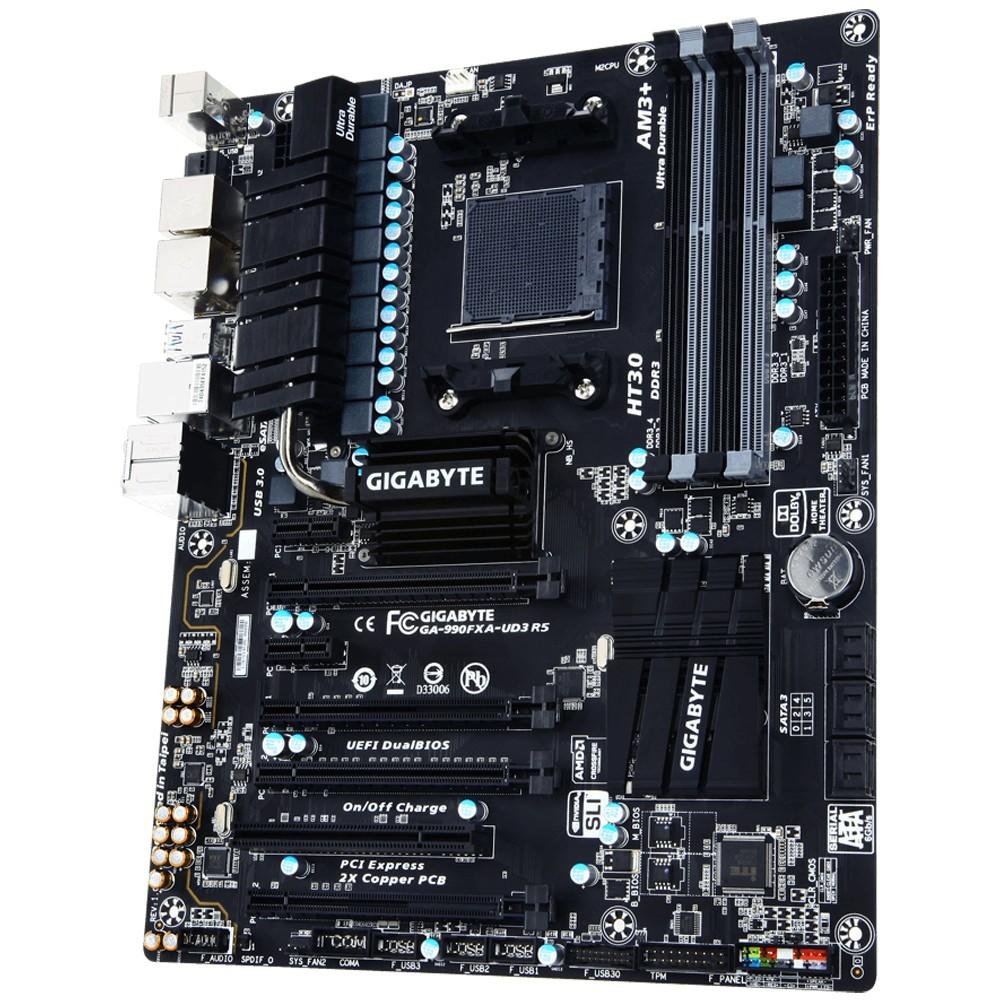 Imagem 3 de 4 do produto Placa-Mãe GIGABYTE p/ AMD AM3+ ATX GA-990FXA-UD3 R5, SLI/CFX, SATA 6Gb/s , USB 3.0