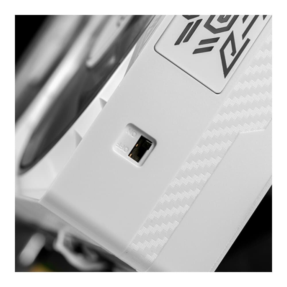 Imagem 7 de 7 do produto Placa de Vídeo GALAX RTX 5070 1-Click OC White NVIDIA GeForce, 12GB, GDDR7, 192 Bits, Ray Tracing, DLSS 4 - 57NON7MDBSWH
