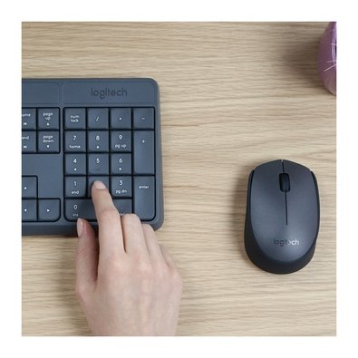 Combo Teclado e Mouse sem fio Logitech MK235 com Conexão USB, Pilhas Inclusas e Layout ABNT2 - 920-007903