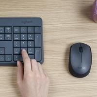 Combo Teclado e Mouse sem fio Logitech MK235 com Conexão USB, Pilhas Inclusas e Layout ABNT2 - 920-007903
