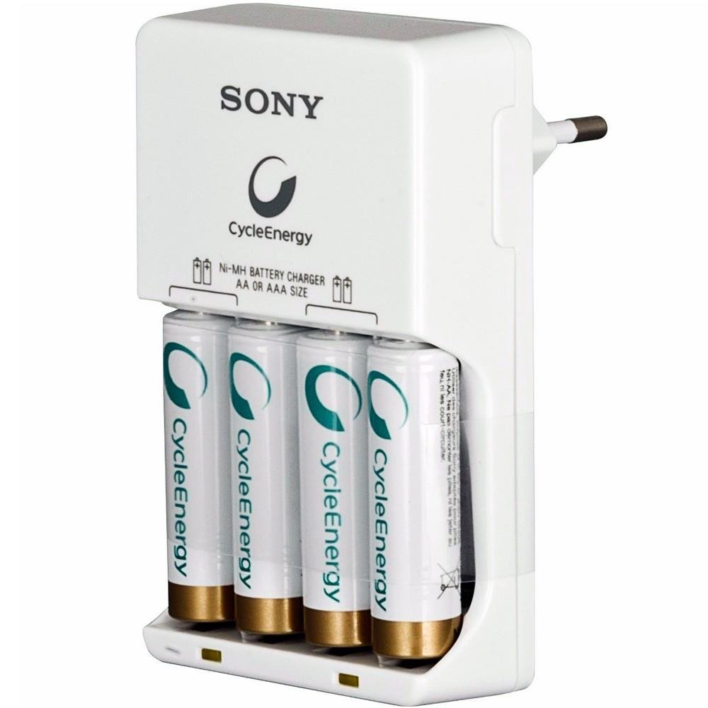 Carregador de Pilhas Sony c/ 4 Pilhas AA 2500mAh Bivolt - BCG-34HH4GN Carregador de Pilhas Sony c/ 4 Pilhas AA 2500mAh Bivolt - BCG-34HH4GN