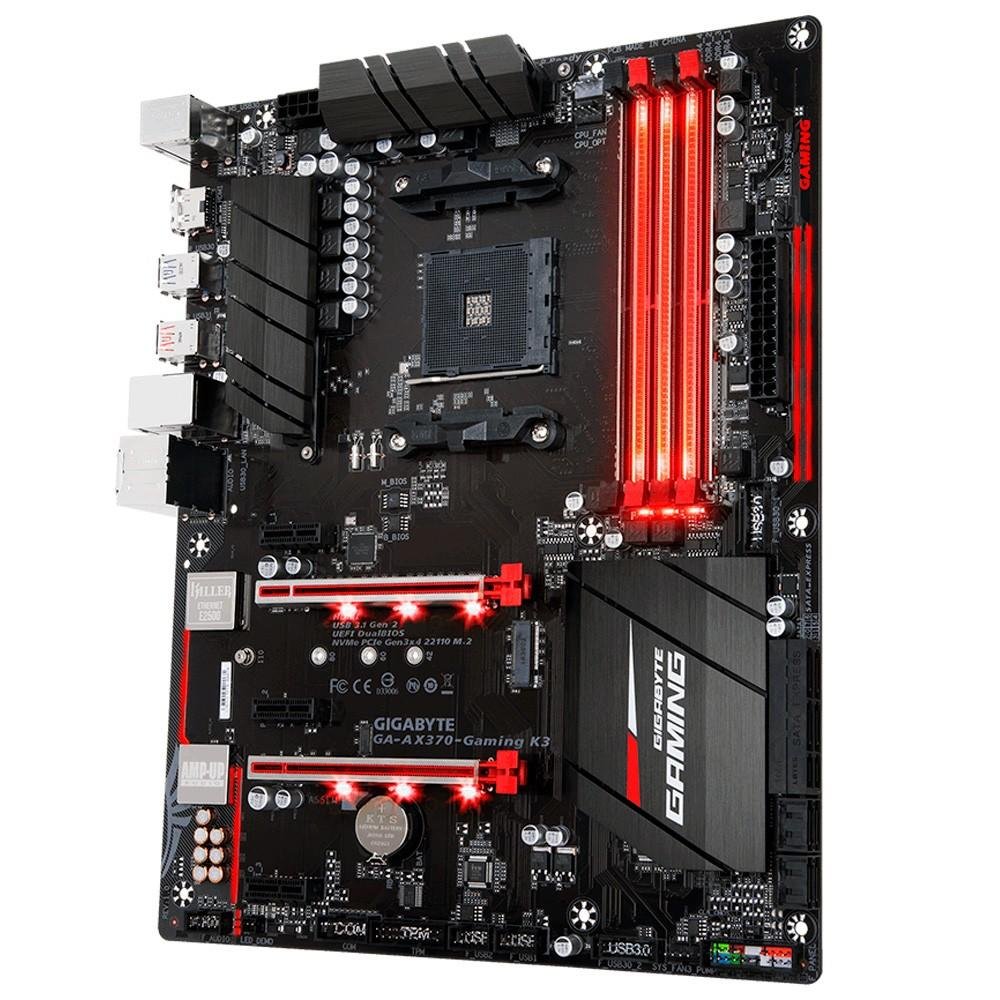 Imagem 2 de 5 do produto Placa-Mãe GIGABYTE p/ AMD AM4 ATX GA-AX370-GAMING K3 DDR4