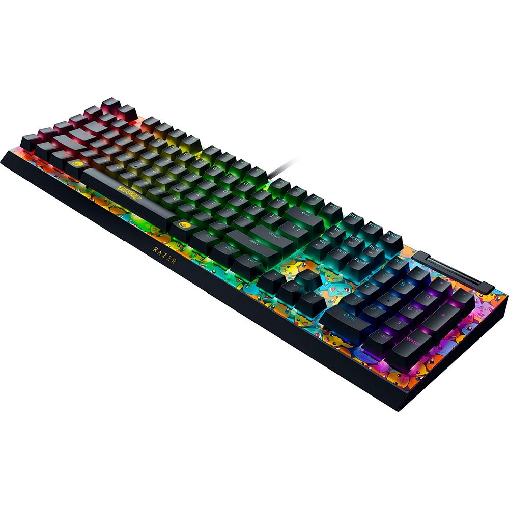 Imagem 3 de 10 do produto Teclado Mecânico Gamer Razer BlackWidow V4 X, Chroma RGB, Switch Green, Pokémon Kanto Starters Edition, Layout US - RZ03-04704200-R3M1