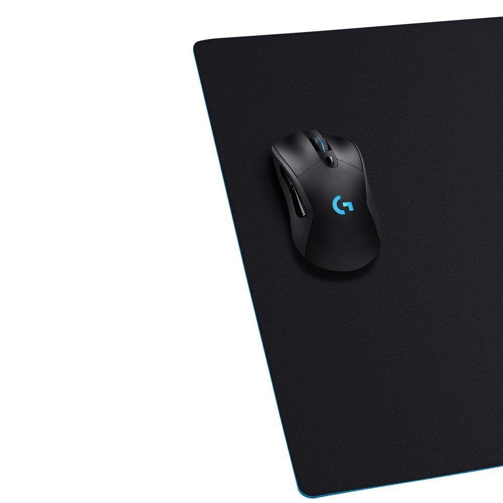 Imagem 3 de 4 do produto Mousepad Extra Grande de Tecido Logitech G840 para Jogos de Baixo DPI - 943-000117