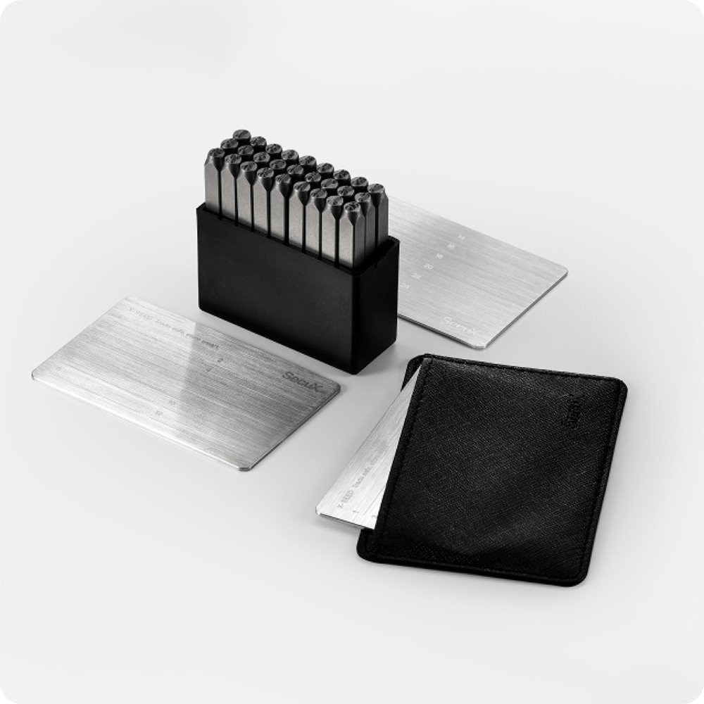 Imagem 4 de 10 do produto Placa de Recuperação SecuX X-SEED PLUS, Alumínio Aeroespacial, Backup de 24 Palavras, Resistente a Fogo e Água, Prata - 98-100-000200