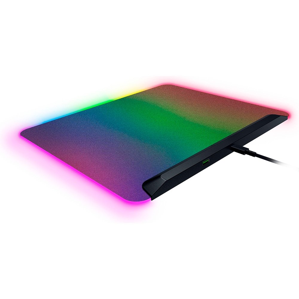 Imagem 3 de 9 do produto Mousepad Gamer Razer Firefly V2 Pro, Iluminação RGB Multi-zona, Phantom Green - RZ02-04920300