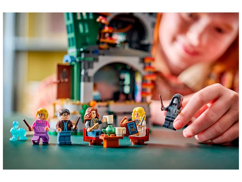 LEGO Harry Potter Casa de Luna Lovegood 76467 - view 3