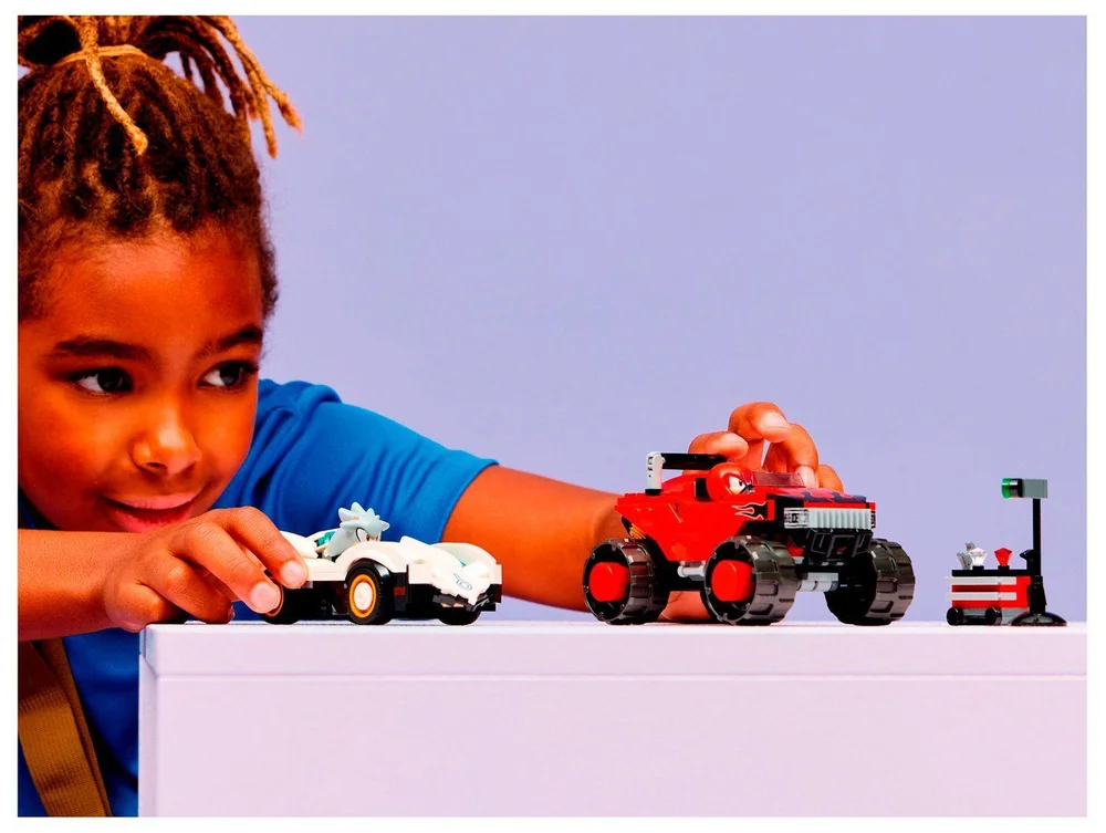 LEGO Sonic The Hedgehog Silver vs. Monster Truck - view 3