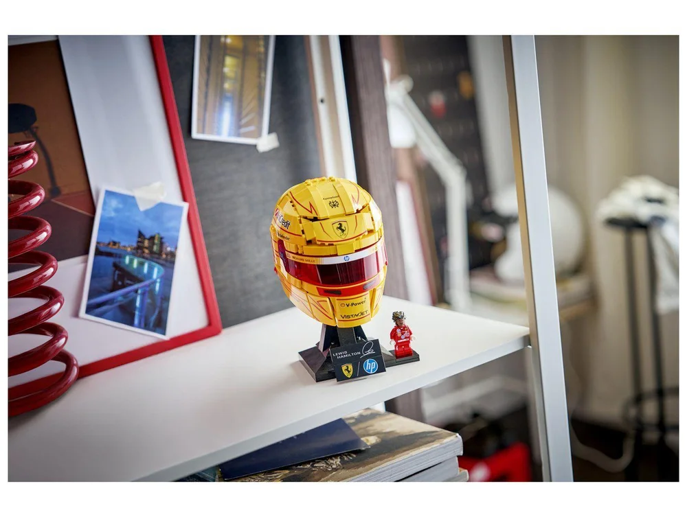 LEGO Editions Capacete Scuderia Ferrari HP - view 4