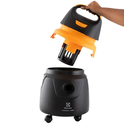 Aspirador de Pó e Água Electrolux Acqua Power AQP20, 1200w, Saco 10L, 110v, Preto/amarelo - 3011ahbr410 — foto 9
