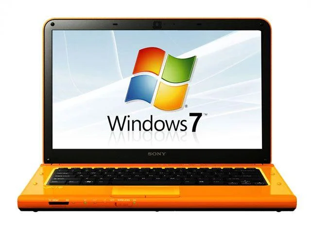 Notebook Sony VAIO Laranja c/ Intel Core i5