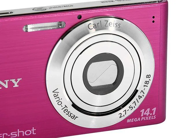 Câmera Digital Sony Cyber-shot DSC-W320 14.1MP