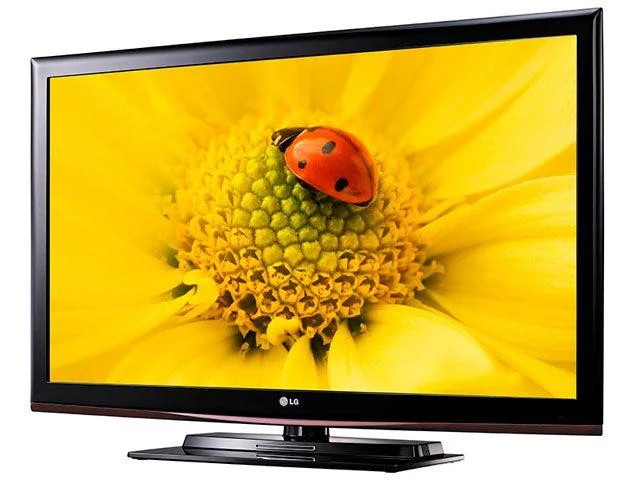 47インチのTVです。 TV LED 47 Polegadas Full HD 120Hz 3 HDMI Subwoofer